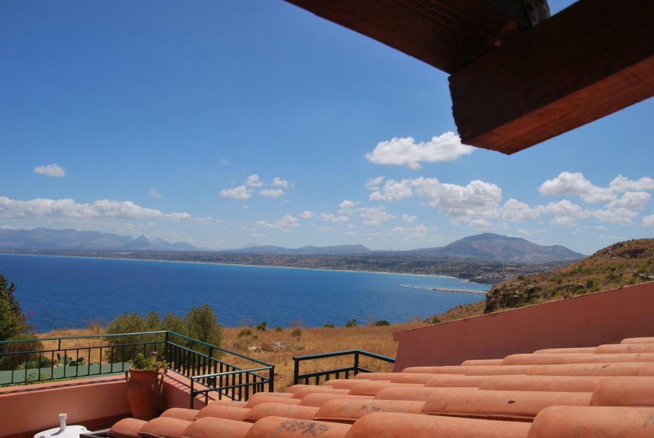 Casa Vacanze La Terrazza Sul Golfo Кастелламмаре-дель-Голфо Экстерьер фото