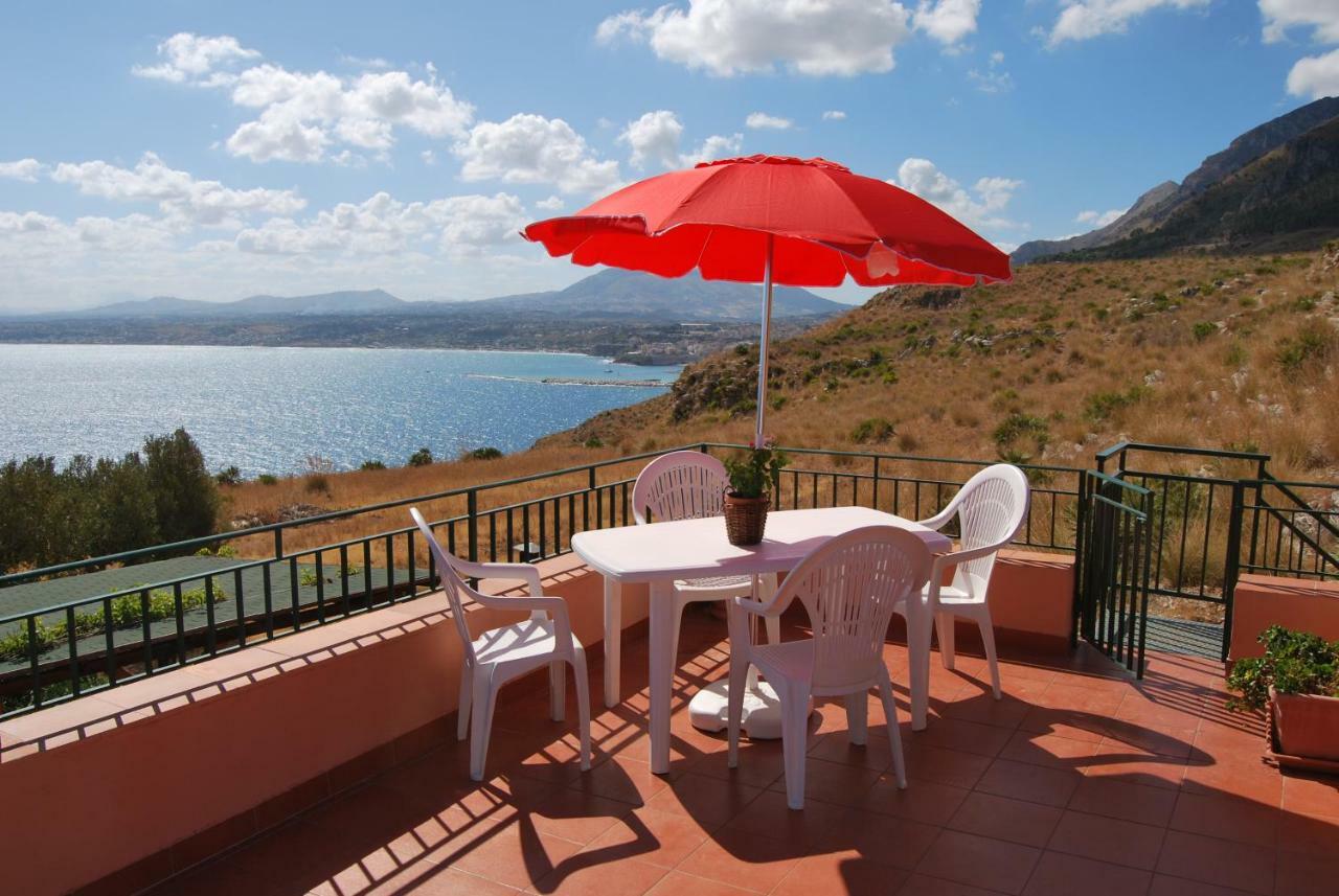 Casa Vacanze La Terrazza Sul Golfo Кастелламмаре-дель-Голфо Экстерьер фото